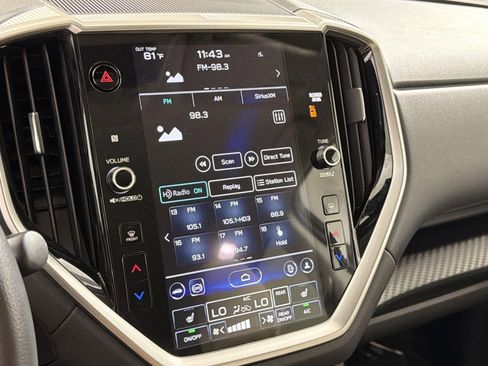 Used 2025 Subaru Ascent Premium image 17