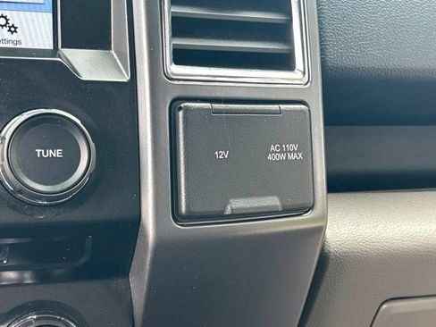 Used 2016 Ford F150 XLT w/ Equipment Group 302A Luxury AWD/4WD image 44