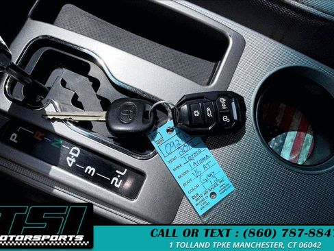 Used 2012 Toyota Tacoma 4x4 Double Cab w/ TRD Off-Road Pkg image 11