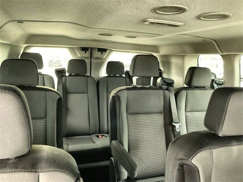 Used 2024 Ford Transit 350 XLT image 27