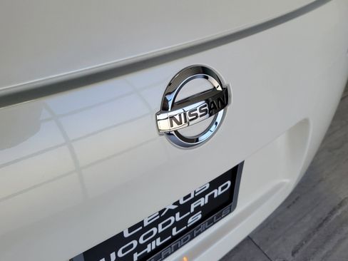 Used 2013 Nissan 370Z Roadster RWD image 5
