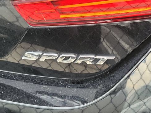 Used 2019 Honda Accord Sport image 4