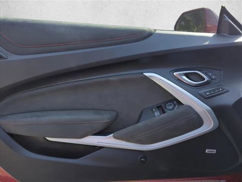 Used 2018 Chevrolet Camaro ZL1 image 10