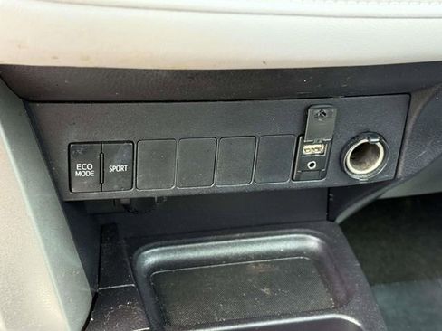 Used 2018 Toyota RAV4 XLE w/ Plus Extra Value Package image 23