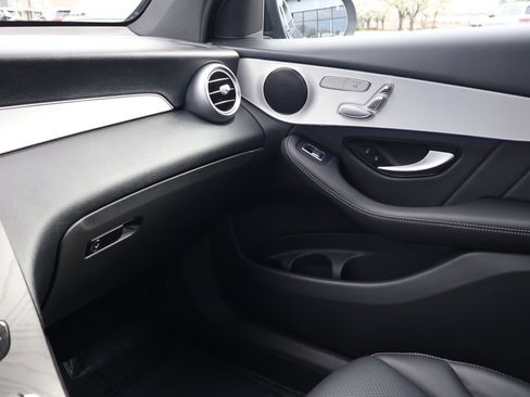 Certified 2022 Mercedes-Benz GLC 300 GLC 300W image 40