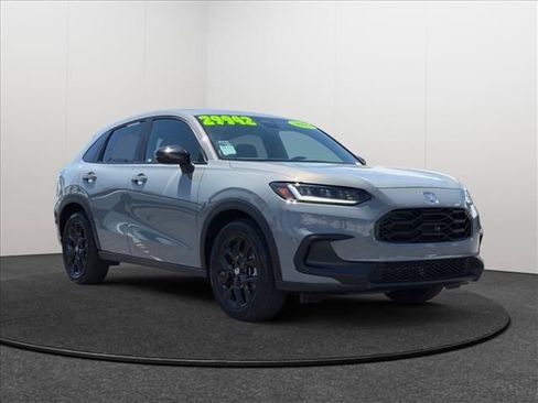 Used 2025 Honda HR-V Sport image 5