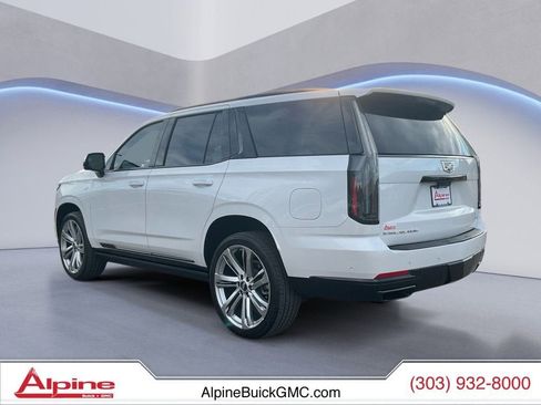Used 2025 Cadillac Escalade Sport Platinum image 3
