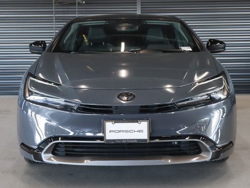 Used 2024 Toyota Prius Limited w/ Limited Premium Package FWD image 7