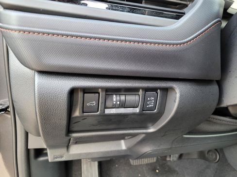 Certified 2025 Subaru Forester Touring w/ Popular Package - Touring AWD/4WD image 29