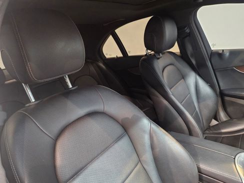 Used 2019 Mercedes-Benz C 300 4MATIC Sedan image 18
