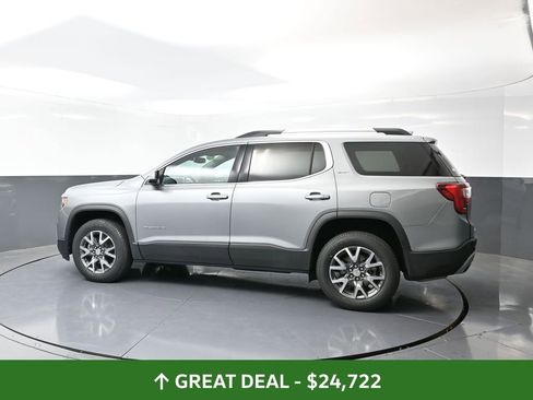 Used 2023 GMC Acadia SLT image 11