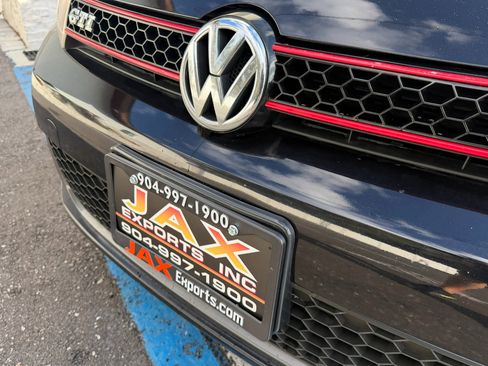 Used 2011 Volkswagen Golf 2-Door image 5