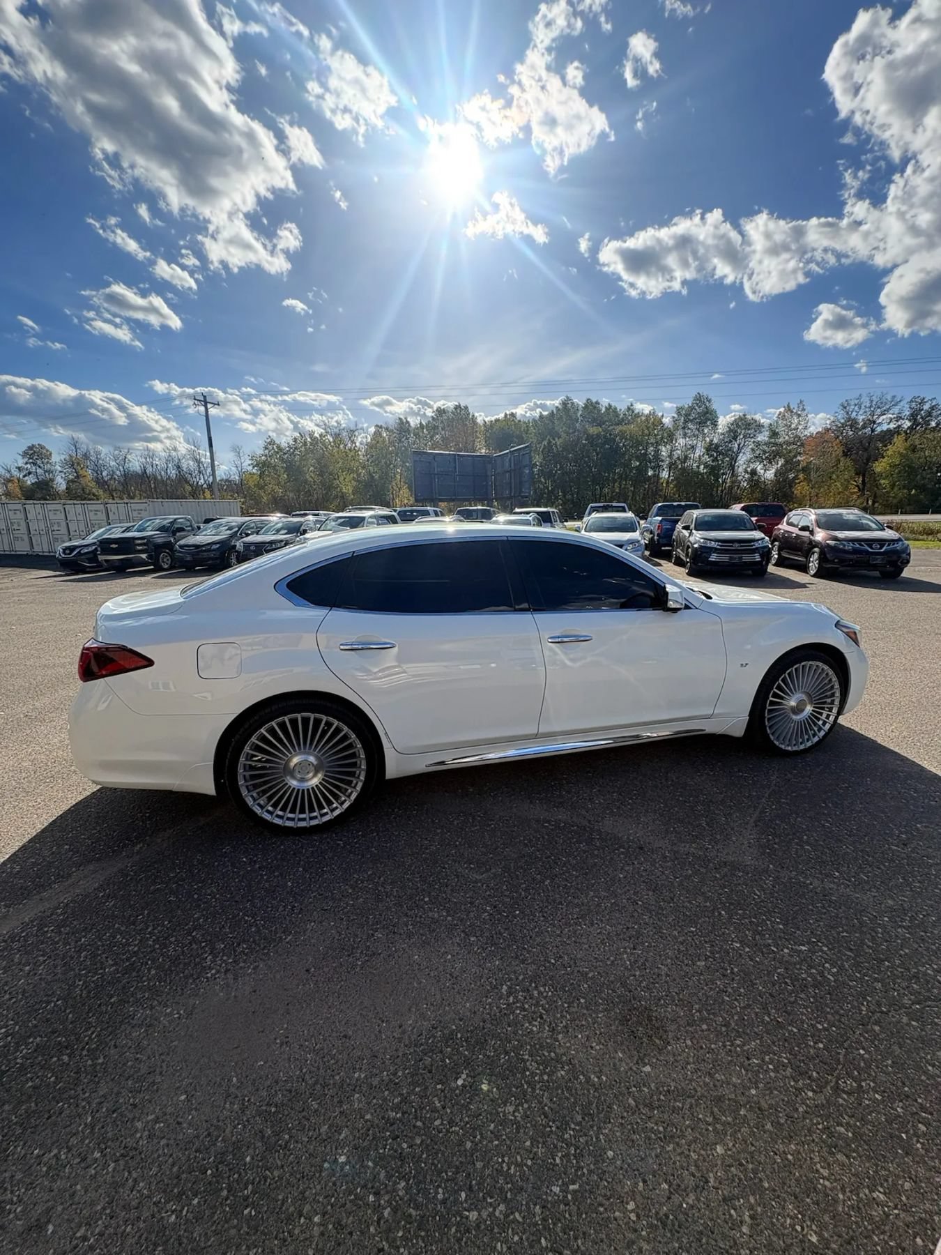 Used 2015 INFINITI Q70 L 3.7 AWD/4WD image 4
