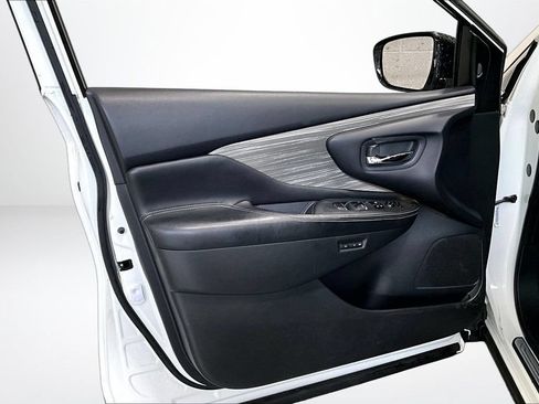 Used 2015 Nissan Murano S AWD/4WD image 19
