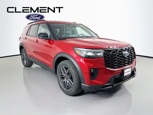 New 2026 Ford Explorer ST-Line w/ ST-Line Street Pack AWD/4WD image 3