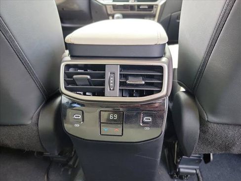 Used 2024 Lexus RX 350 FWD w/ Technology Package image 17