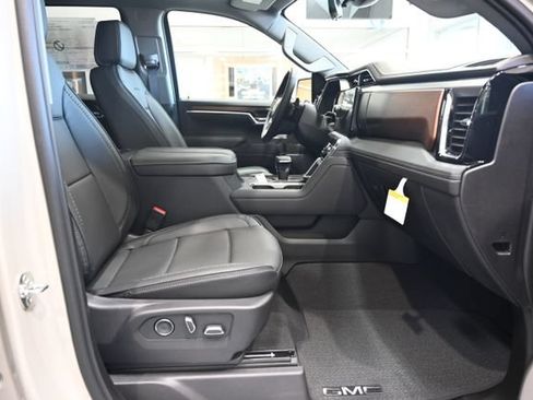 New 2026 GMC Sierra 1500 Denali AWD/4WD image 15