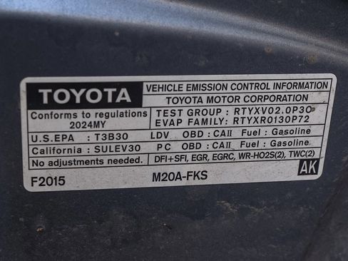 Used 2024 Toyota Corolla LE image 31