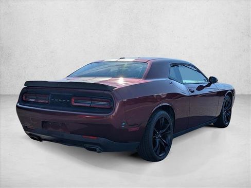 Used 2017 Dodge Challenger SXT w/ Blacktop Package image 5