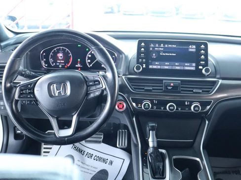Used 2019 Honda Accord Sport image 17