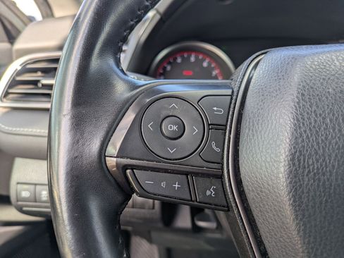 Used 2023 Toyota Camry XSE image 18