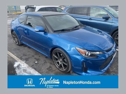 Used 2016 Scion tC image 1