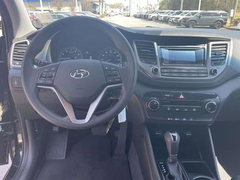 Used 2016 Hyundai Tucson SE image 9