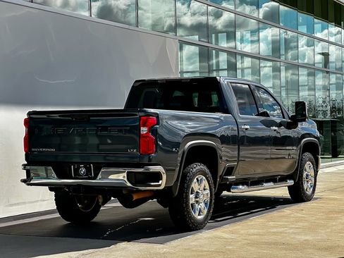 Used 2020 Chevrolet Silverado 2500 LTZ w/ Safety Package image 4