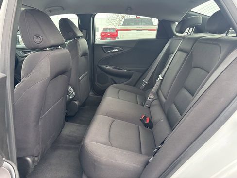 Used 2024 Chevrolet Malibu LT image 33