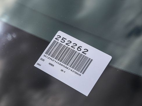 Used 2025 Honda HR-V LX image 14