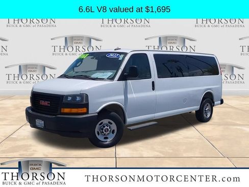 Used 2022 GMC Savana 3500 LS RWD image 1