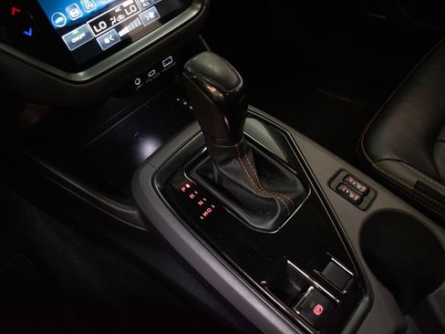 Certified 2024 Subaru Crosstrek 2.5i Limited w/ Crosstrek Mirror Package AWD/4WD image 17