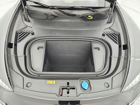 Used 2022 Audi RS e-tron GT image 16