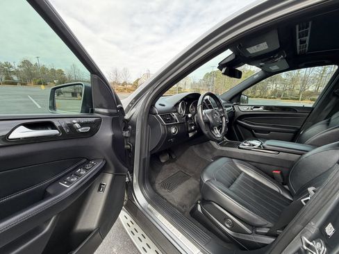 Used 2018 Mercedes-Benz GLE 350 image 12