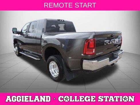 Used 2026 RAM 3500 Laramie w/ Towing Technology Group AWD/4WD image 7