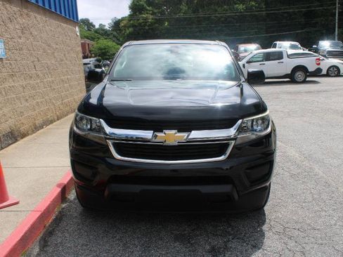 Used 2017 Chevrolet Colorado LT RWD image 2