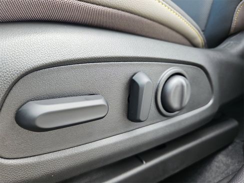 New 2026 Chevrolet Trax ACTIV w/ Driver Confidence Package image 31