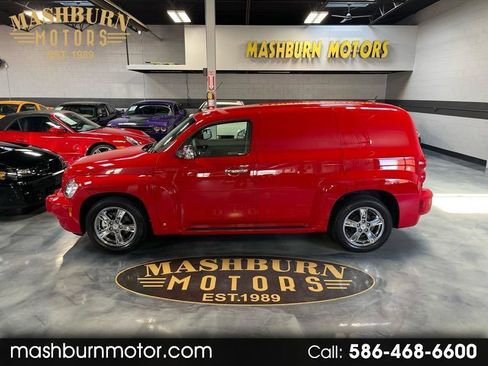 Used 2009 Chevrolet HHR LT FWD image 1