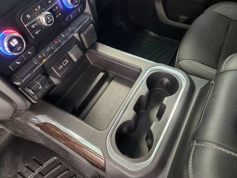 Used 2021 GMC Sierra 1500 Elevation w/ Preferred Package AWD/4WD image 18