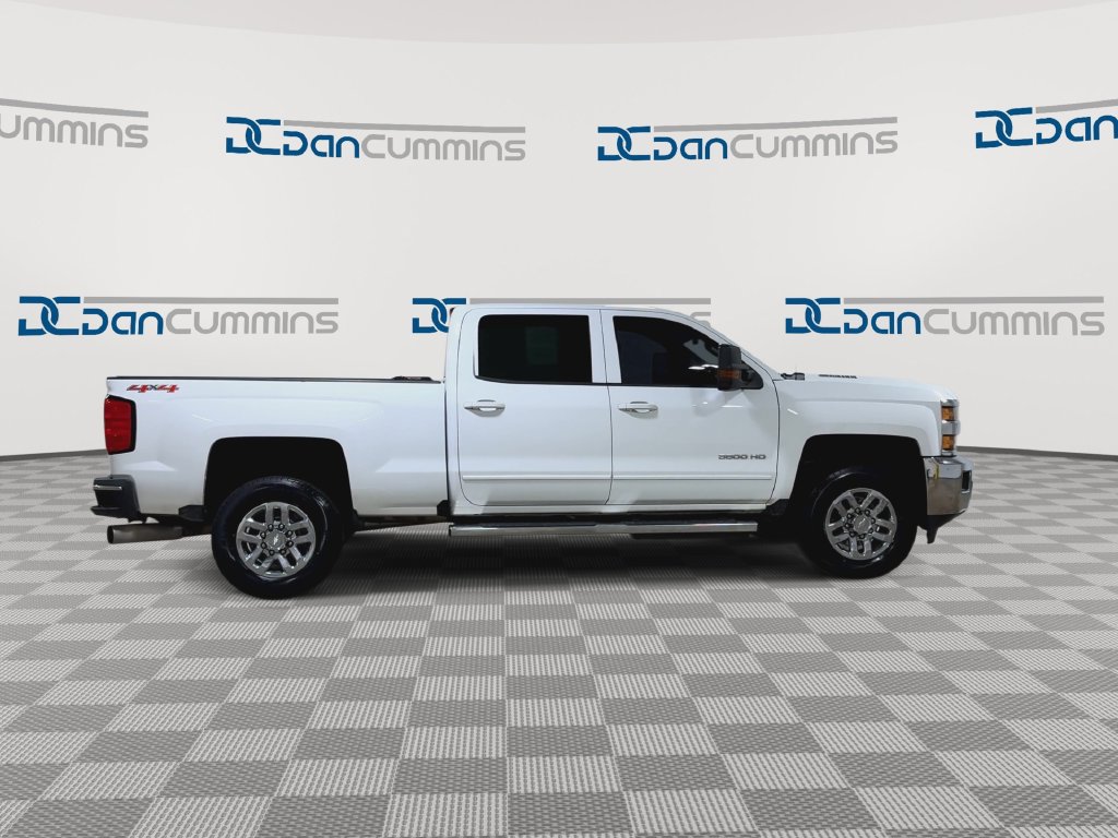 Used 2016 Chevrolet Silverado 3500 LT w/ LT Convenience Package AWD/4WD image 2