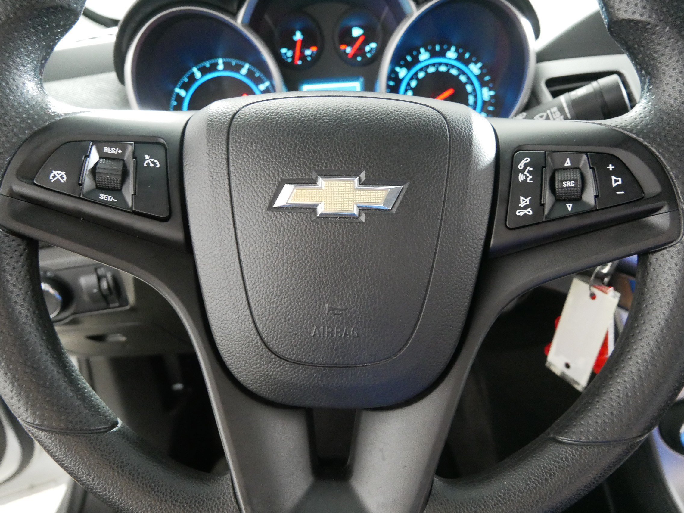 Used 2015 Chevrolet Cruze LT FWD image 25