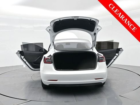 Used 2020 Tesla Model 3 Standard Range image 43