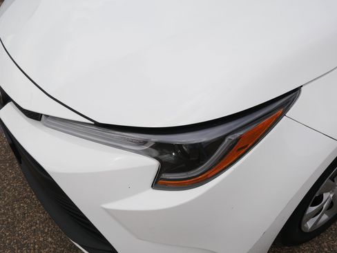Used 2023 Toyota Corolla LE FWD image 16