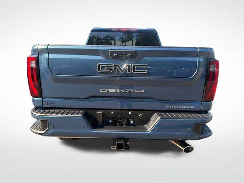 Certified 2025 GMC Sierra 2500 Denali w/ Technology Package AWD/4WD image 5
