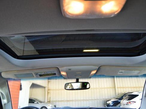 Used 2010 Toyota Sequoia Limited image 32