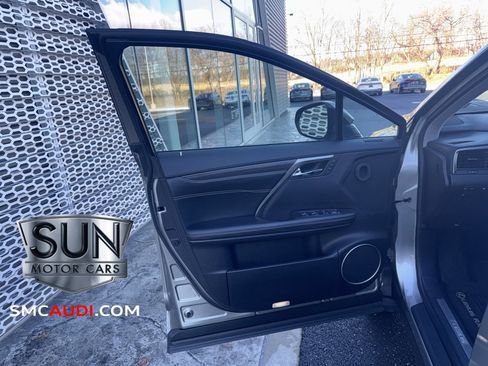 Used 2017 Lexus RX 450h AWD image 27