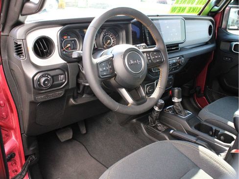 Certified 2024 Jeep Wrangler Unlimited Sport AWD/4WD image 12