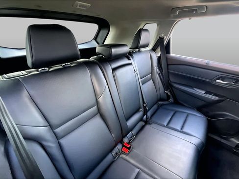 Certified 2023 Nissan Rogue SV w/ SV Premium B Package FWD image 19