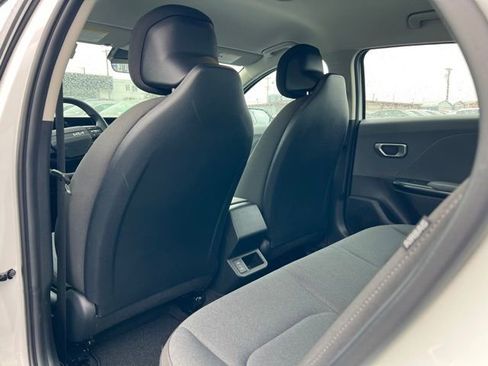 Certified 2025 Kia K4 LXS image 13