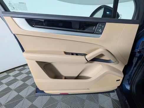 New 2026 Porsche Cayenne AWD/4WD image 25